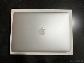 MacBook Air 13 - 5