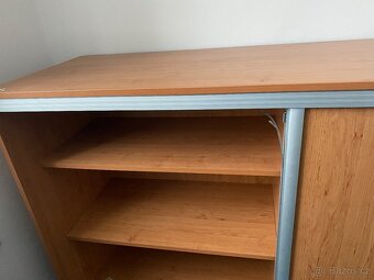 Kancelářský stůl s komodou - 5