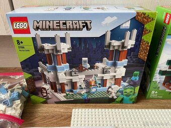 Prodám Lego Minecraft v TOP stavu kompletní 2 x 21243, 21186 - 5