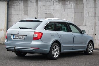 Škoda Superb Combi 2.0 TDI CR 4x4 170k Elegance - 5