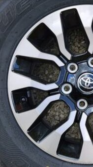 alu kola TOYOTA Hilux  (rezervace) - 5