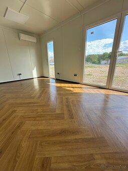 Modulární kontejner 3x8m - 5