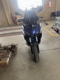 Aprilia SR GT 125 - 5