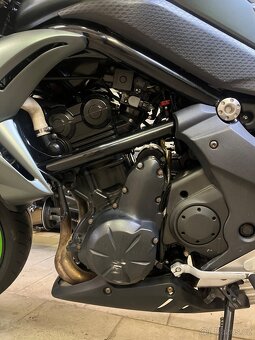 Kawasaki ER-6n - 5