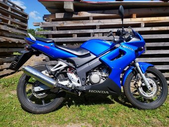 Honda CBR125r - 5