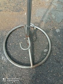 Věšák kovový - 5