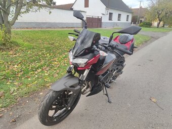 Kawasaki Z400 ABS - 5