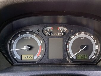 Škoda Fabia 1.4 - 5