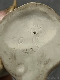 Starý porcelánový ptáček - 5