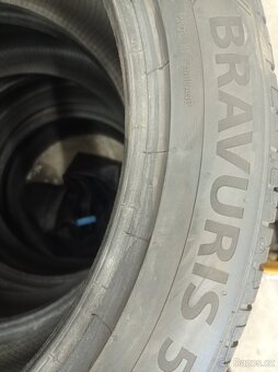 235/45 R18 98 Y XL letní 6-7mm rok výroby 2022/35 týden. - 5