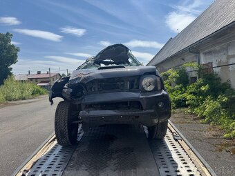 Prodám Suzuki Jimny 1,3 benz 4x4 rv 17 dovoz Belgie - 5