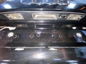 Páté dveře - víko zadní černá barva L041 Audi Q7 4L 2008 - 5