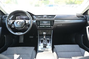 Škoda Superb 2.0TDI 110KW DSG Style 2/2022 - 5