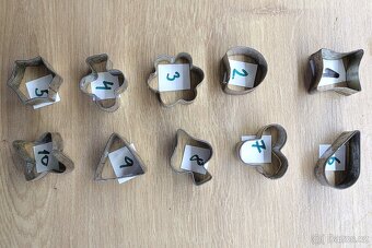 Formičky na cukroví vánoční a formy na dorty - 5