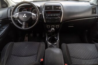 Mitsubishi ASX - 5