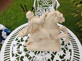 Plastika Toman a lesní panna SLEVA - 5