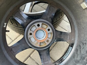 4x litá kola 5x114 R17, letní pneu 70% - 5