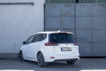 Opel Zafira OPC - 5