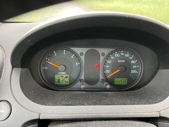 Ford fiesta - 5