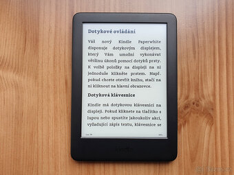 Čtečka knih Amazon Kindle, BEZ REKLAM, pouzdro - 5