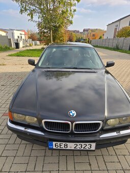 BMW 730i - 5