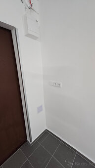 Pronájem garáže Ostrov. - 5