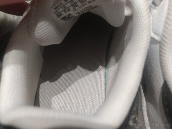 Dětské boty Adidas 26 EUR - 5