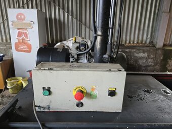 PRODÁM: hydraulický paketovací lis L5-2 - 5