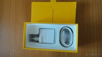 2 x REALME 8 - 5