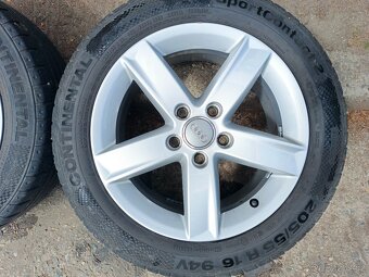 P: 16" litá kola Audi - 5