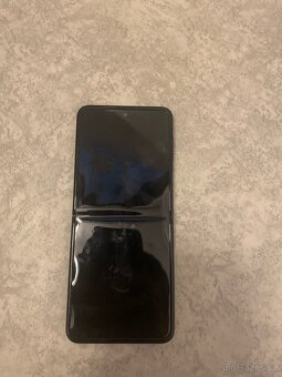 Prodám Samsung Galaxy Z Flip 4 - 5