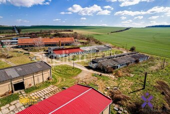 Prodej zemědělského areálu 13 886 m2, Březolupy, ev.č. 02111 - 5