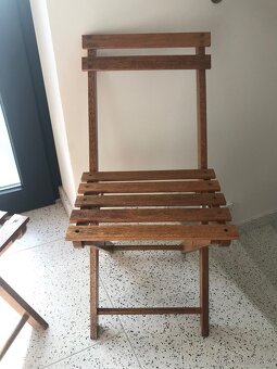 Stoleček s židlemi - 5