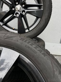 Originál Škoda 215/55 R17 - 5
