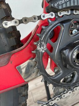 YT Capra CF PRO vel. L 27,5” - 5