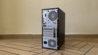 Lenovo ThinkStation P330 – i5-8500 / 32GB RAM / NVMe / Win11 - 5