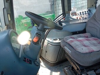 Traktor Valtra N163D s nástavbou Forest Meri - 5