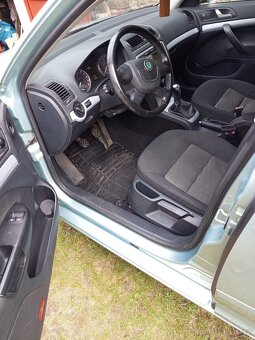 Škoda Octavia 1.9 TDI 77 kW,serviska, najeto 283tis km - 5