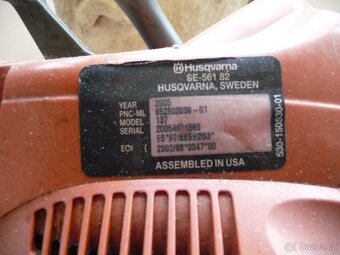Prodám HUSQVARNA 137+HUSQVARNA 142 - 5