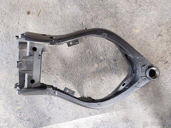 rám Yamaha YZF R6 - 5