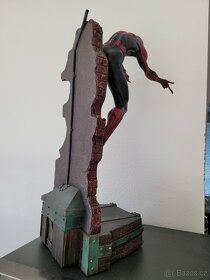 Sideshow Spiderman,comiquette black suit - 5