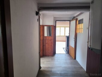 Nabízíme k prodeji domek ve Veltrubech - 5