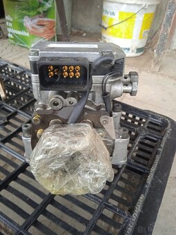 PRODAM dily na audi a4 2.5 tdi 120kw - 5