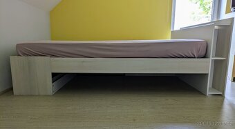 Postel 140x200 s úložným prostorem (šuplíky), akácie/bílá - 5