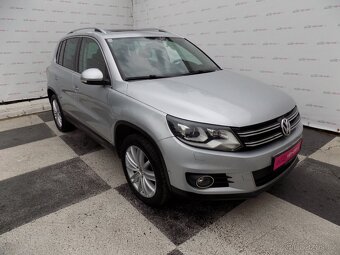Volkswagen Tiguan 2.0TDI/4x4/DSG/PANO/NAVI/ - 5