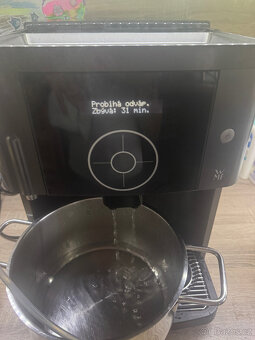 Profesionální kávovar WMF 900 - málo navařených káv - 5