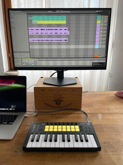 Novation Launchkey Mini MK3 – MIDI kontroler - 5