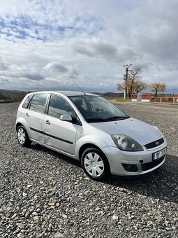 Ford Fiesta - 5