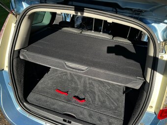 Rodinný a Úsporný Vůz: Renault Scénic 1.5 dCi, 7 MÍST - 5