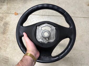 BMW E90/91/92/93 volant M paket - 5